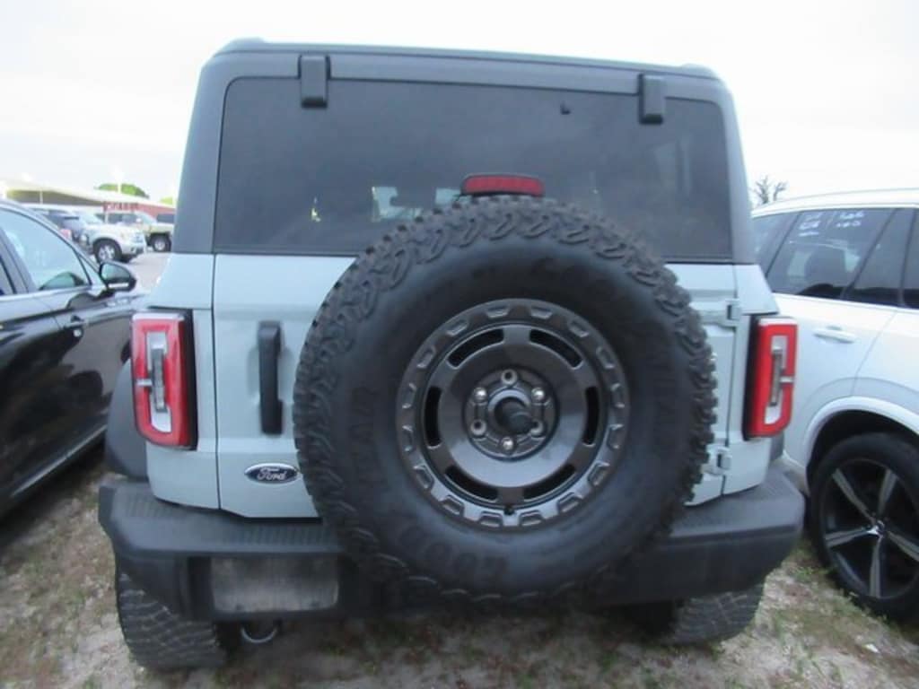 Certified 2024 Ford Bronco Everglades SUV