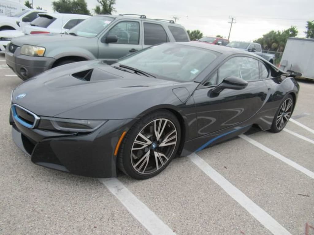 Used 2015 BMW i8 Base Coupe