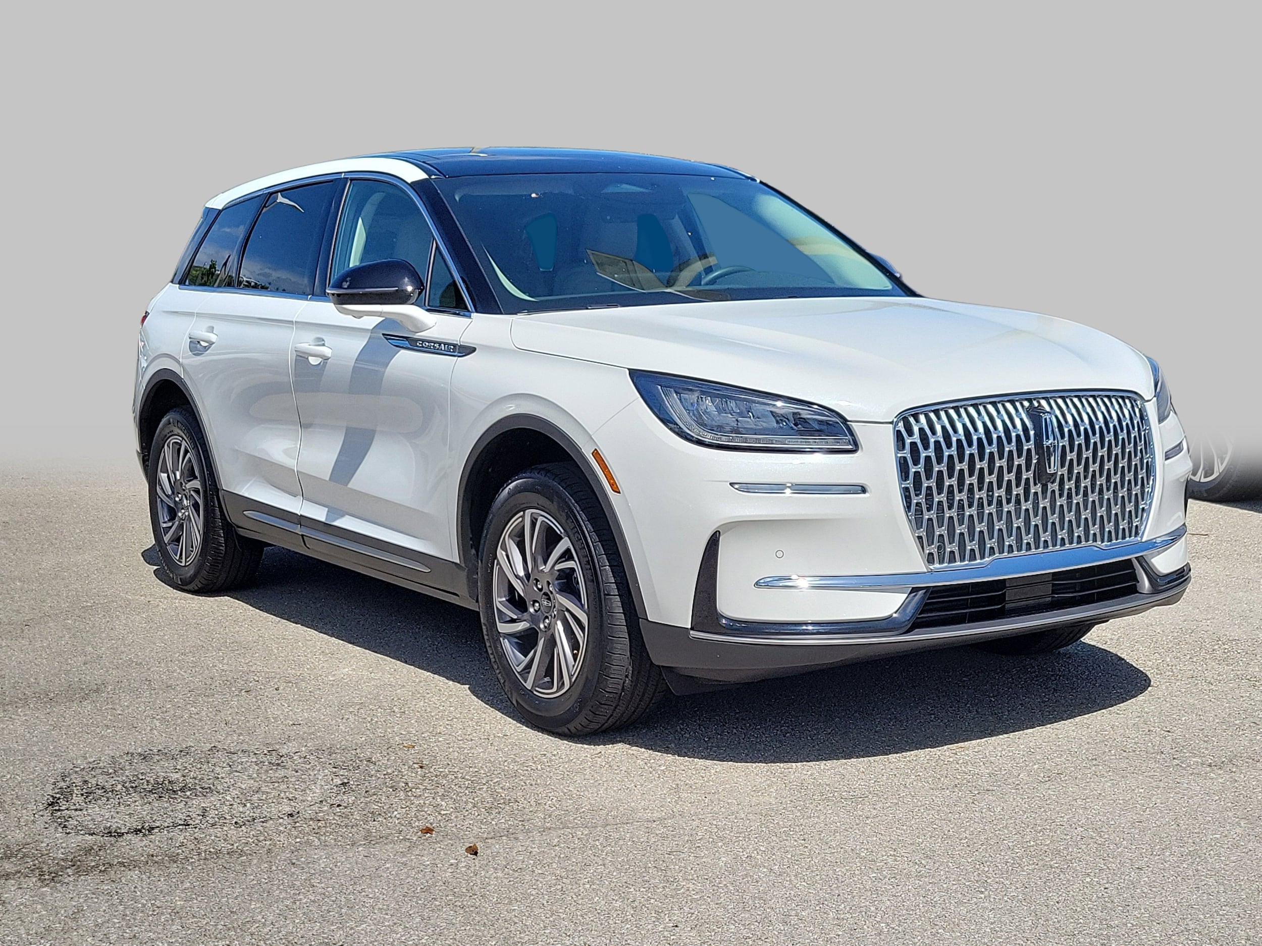 2024 Lincoln Corsair Premiere FWD's photo
