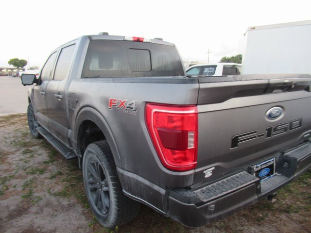 2021 Ford F-150 XLT photo 4