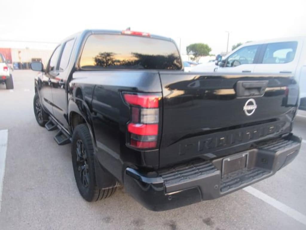 Certified 2023 Nissan Frontier SV CREW CAB SHORT BED TRUCK