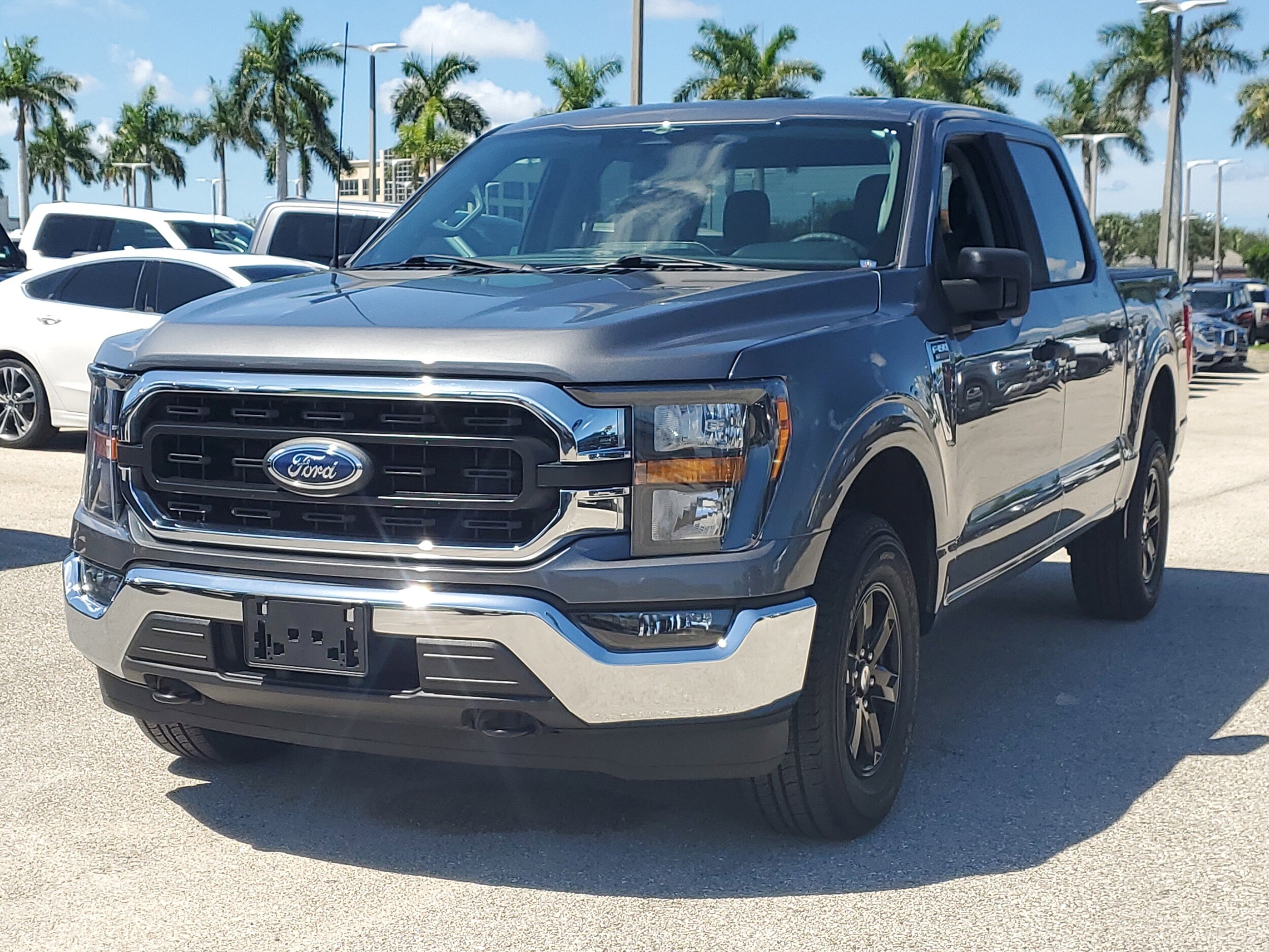 2023 Ford F-150 XLT photo 3
