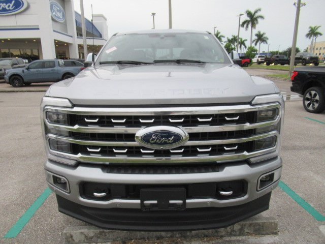 2024 Ford F-250 Platinum photo 2