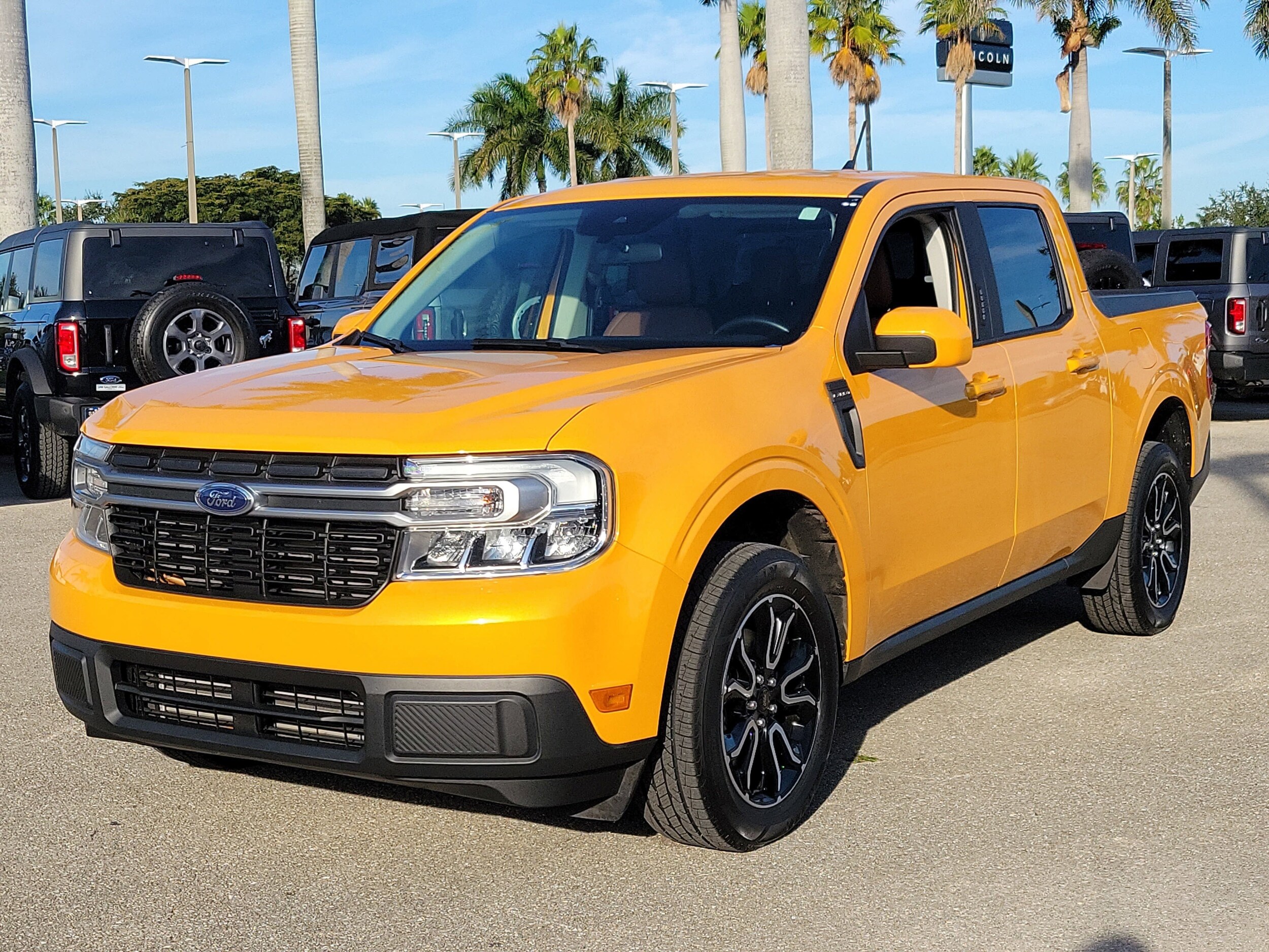 2022 Ford Maverick Lariat photo 3