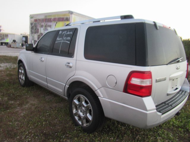 2013 Ford Expedition Limited photo 4