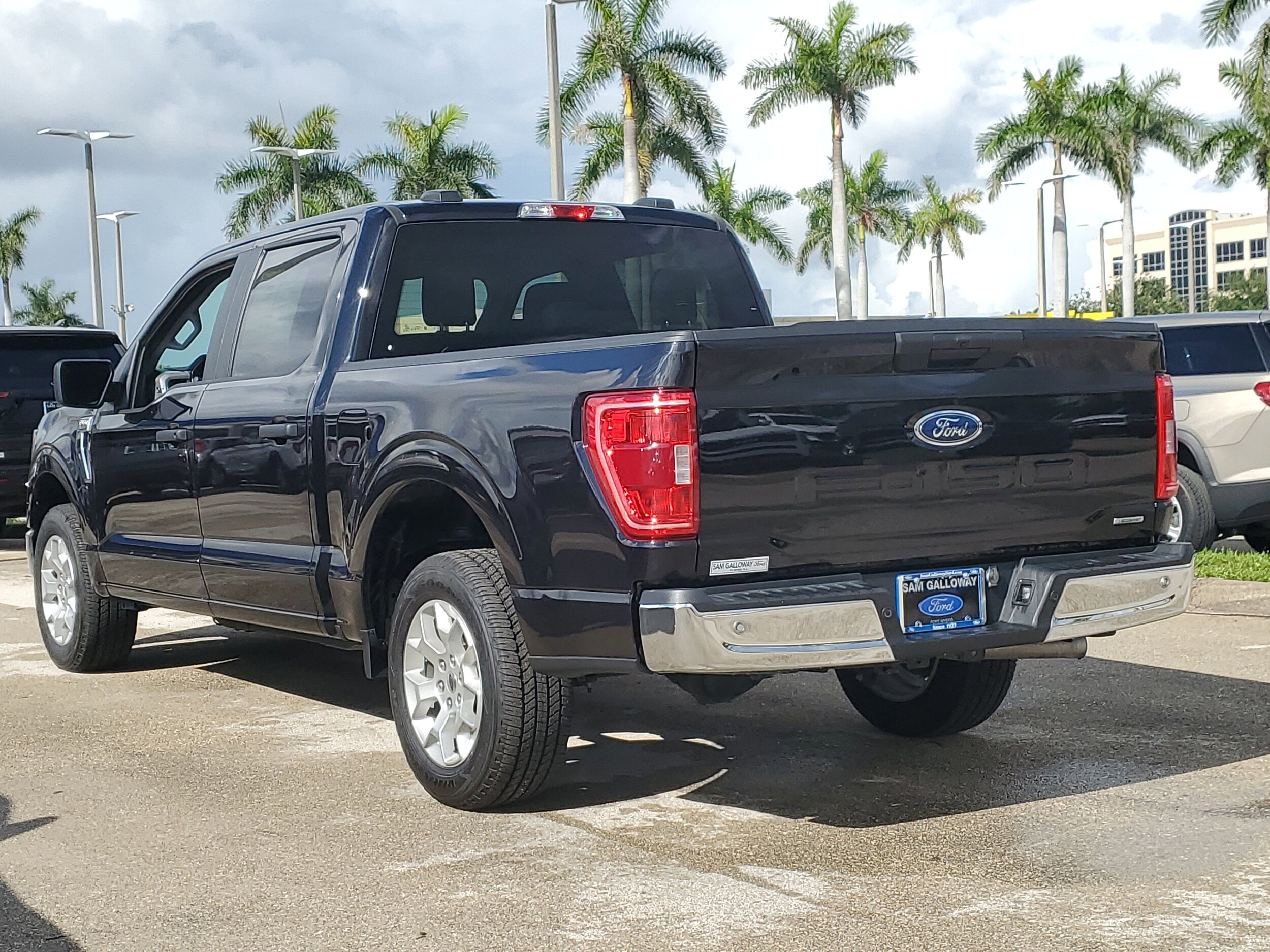 2023 Ford F-150 XLT photo 4