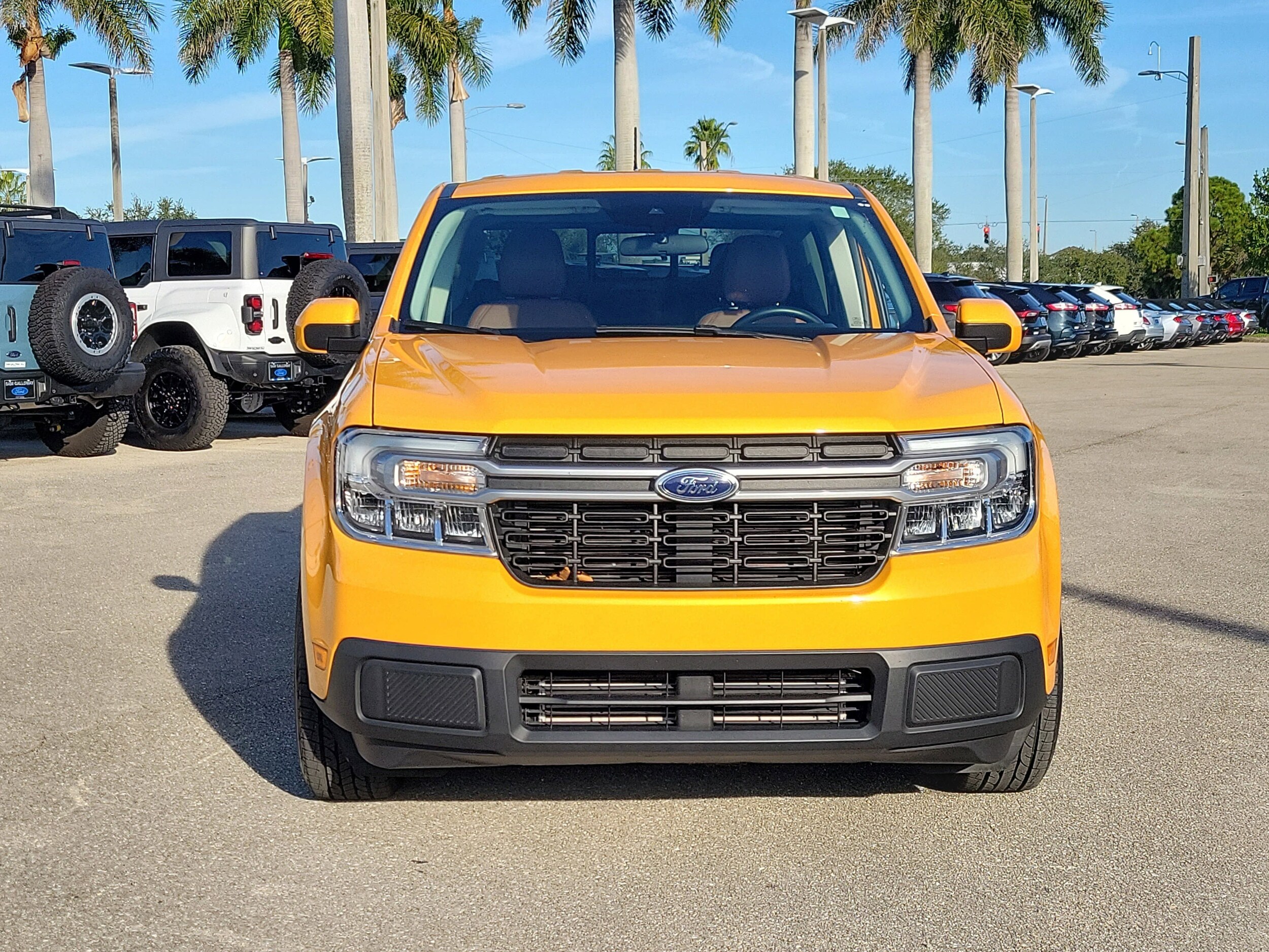 2022 Ford Maverick Lariat photo 2