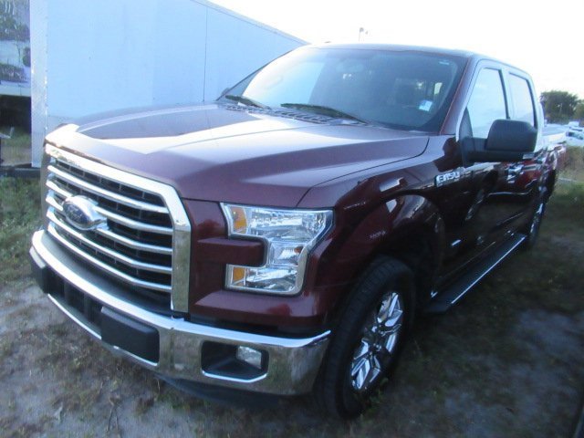 2015 Ford F-150 XLT photo 3