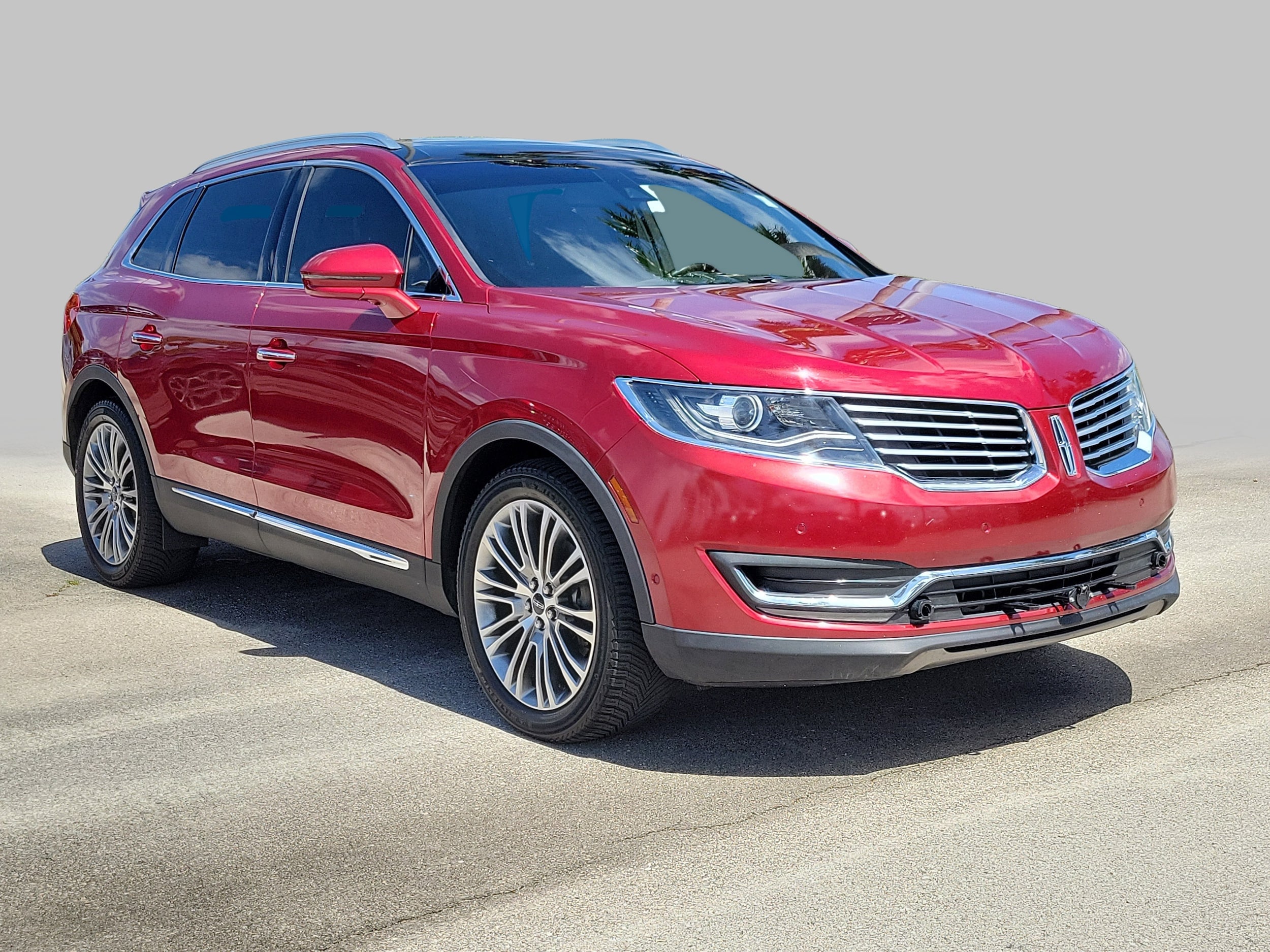 2016 Lincoln MKX Reserve FWD's photo