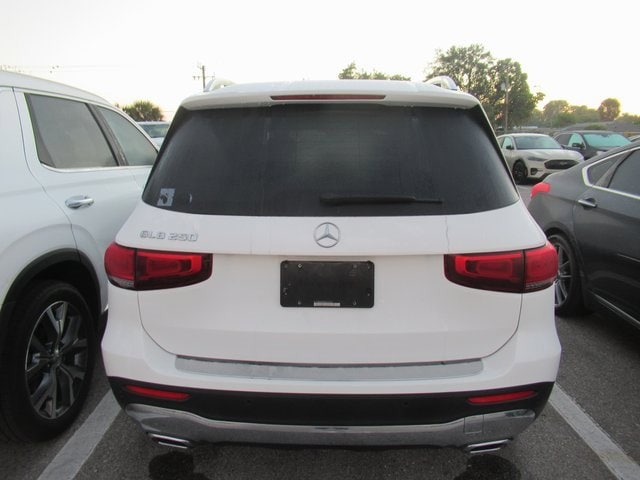 2022 Mercedes Benz GLB 250 photo 3