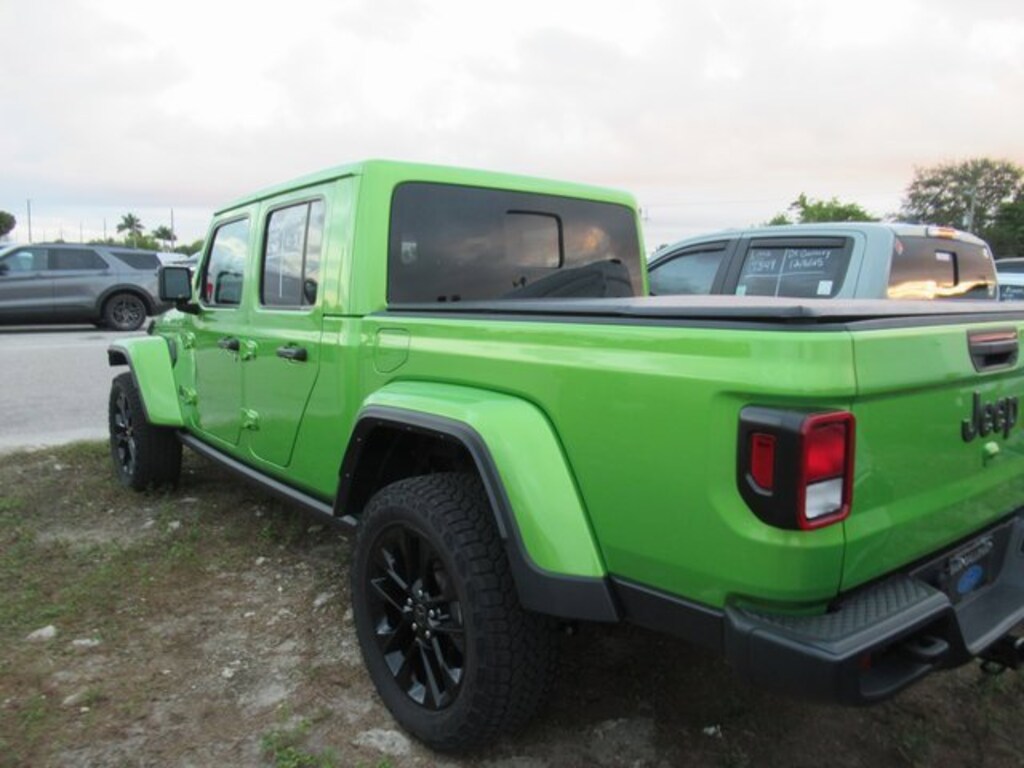 Used 2025 Jeep Gladiator Nighthawk Nighthawk 4x4 *Ltd Avail*