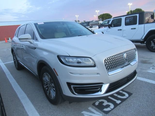 2020 Lincoln Nautilus FWD's photo