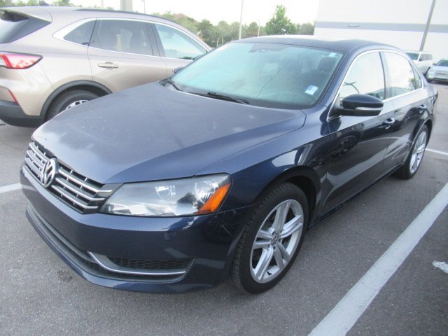 2014 Volkswagen Passat TDI SE photo 3