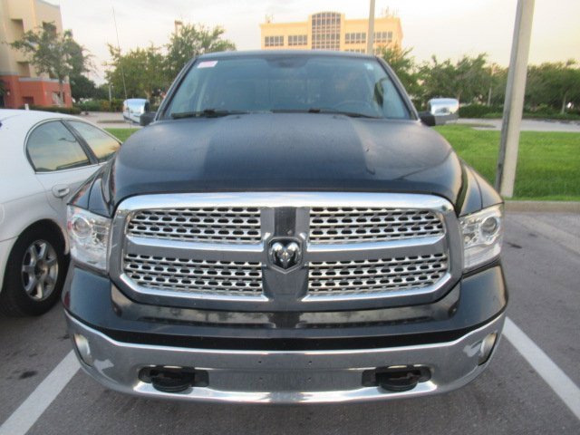 2016 Ram 1500 Laramie photo 2
