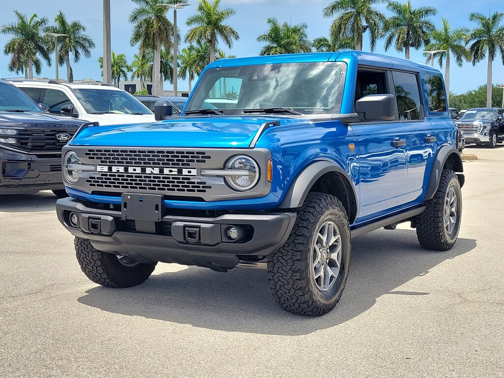 Certified 2025 Ford Bronco Badlands SUV