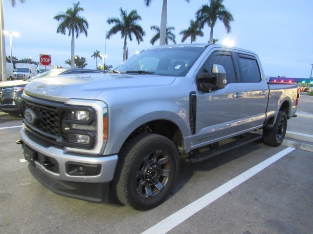 2023 Ford F-250 Lariat photo 3