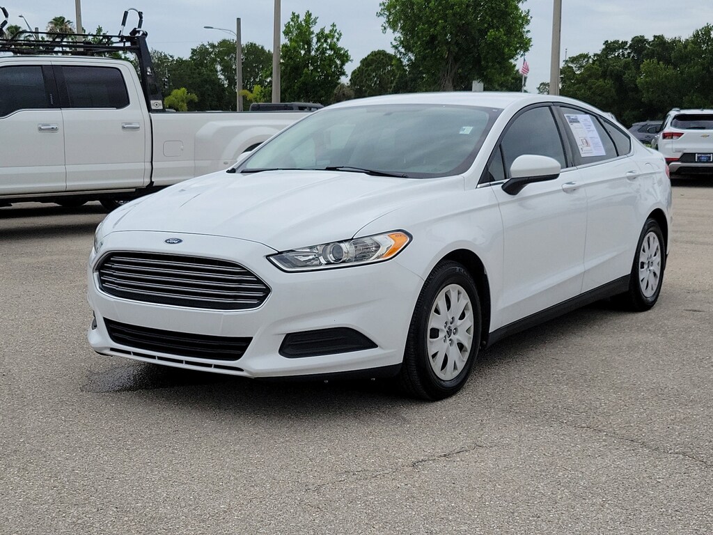 Used 2014 Ford Fusion S Sedan