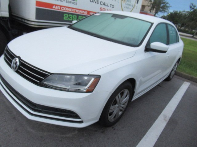 2017 Volkswagen Jetta 1.4T S photo 3