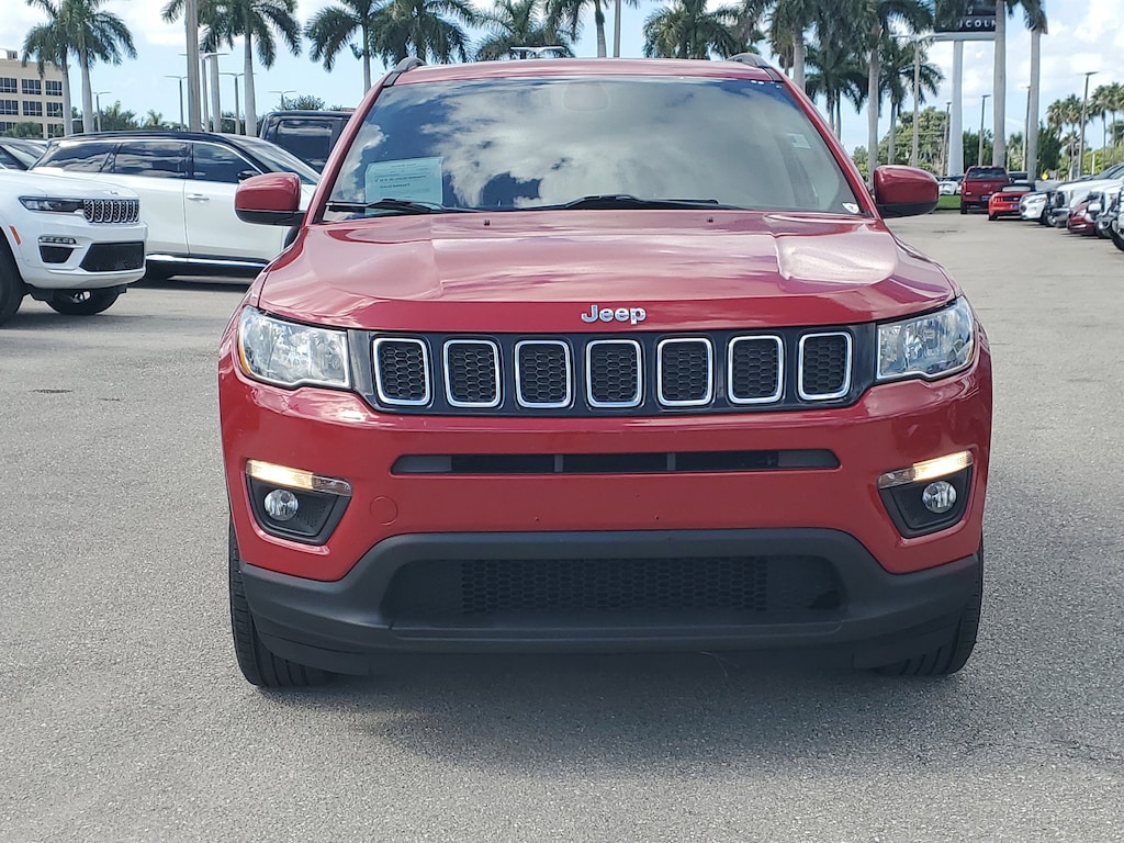 Used 2018 Jeep Compass Latitude SUV