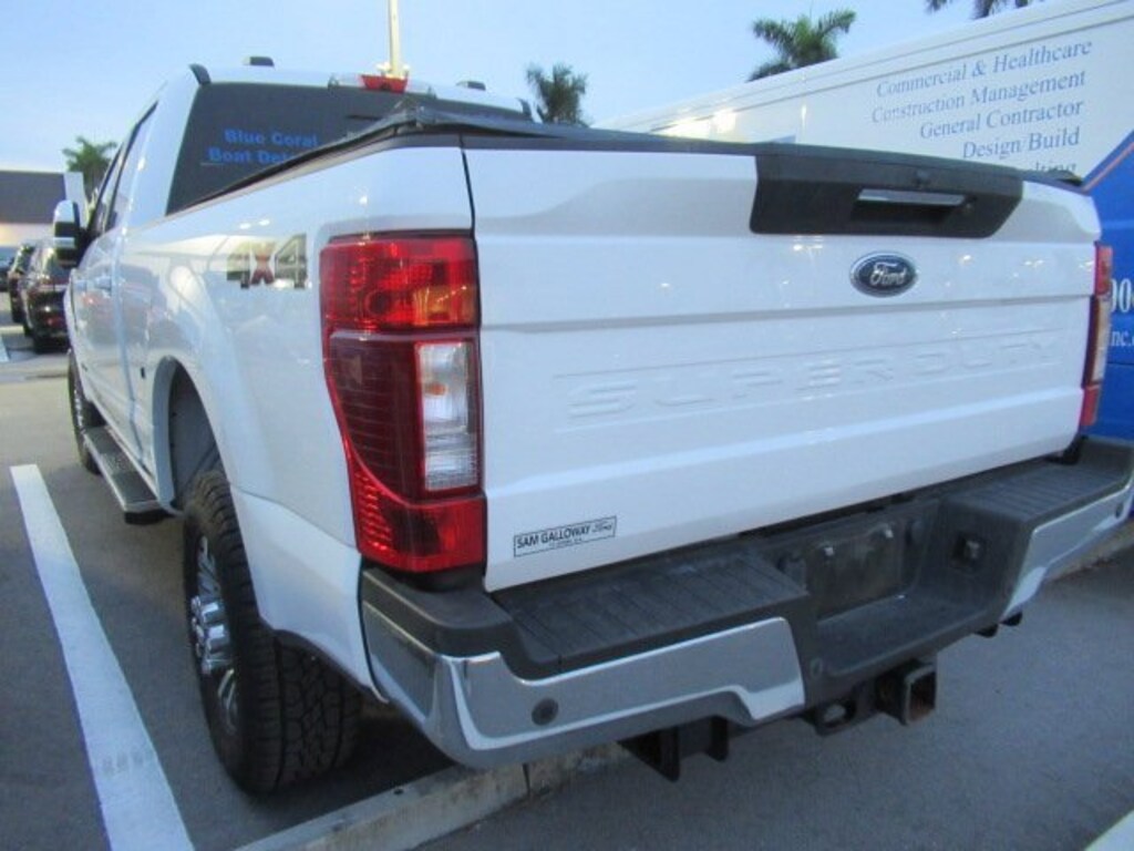 Used 2022 Ford Super Duty F-350 SRW LARIAT LARIAT 4WD Crew Cab 6.75 Box