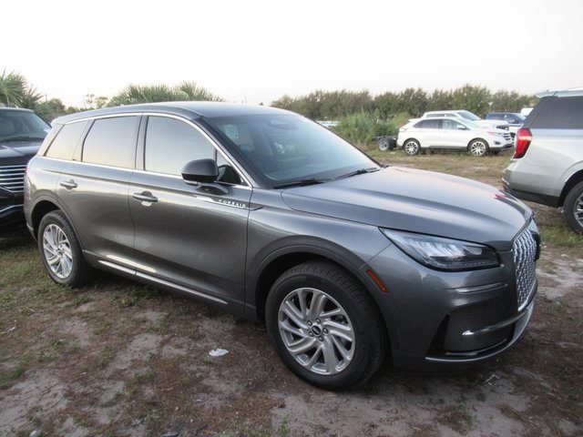 2025 Lincoln Corsair Premiere's photo