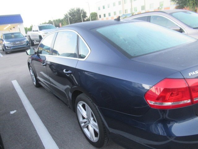 2014 Volkswagen Passat TDI SE photo 4