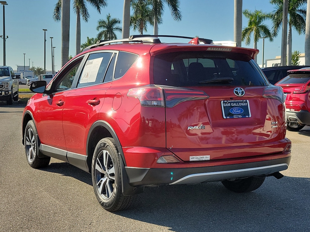 Used 2016 Toyota RAV4 XLE SUV