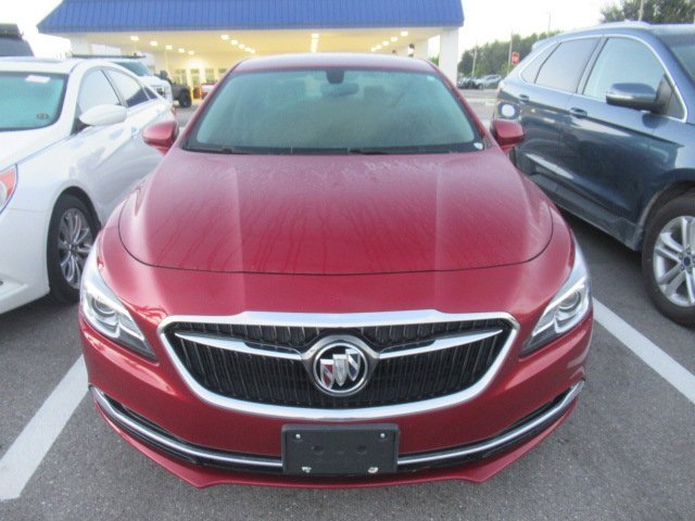2018 Buick LaCrosse Essence photo 2