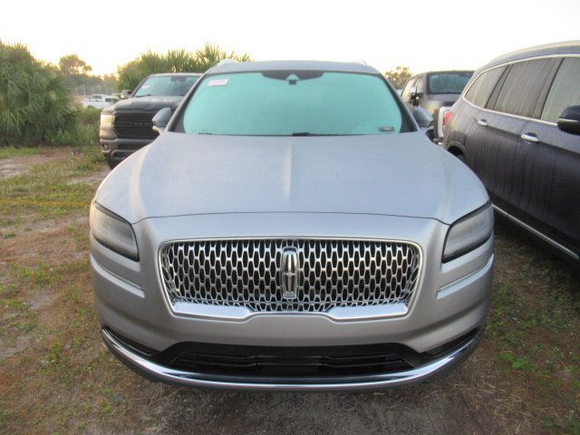 2021 Lincoln Nautilus Standard photo 2
