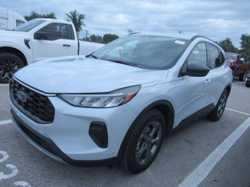 Certified 2025 Ford Escape ST-Line SUV