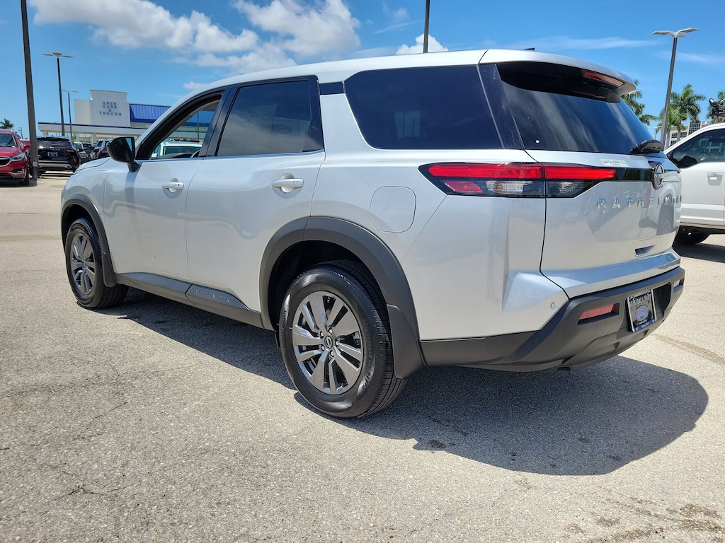 Certified 2025 Nissan Pathfinder S SUV