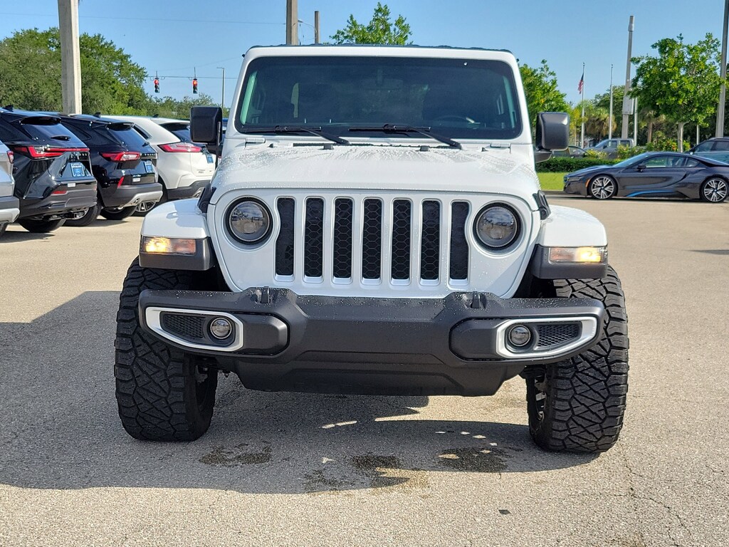 Certified 2022 Jeep Gladiator Overland CREW CAB SHORT BED TRUCK