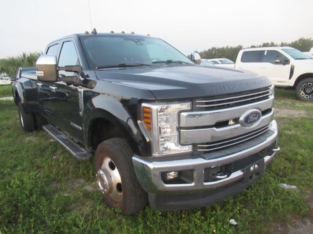 Used 2019 Ford F-350 Lariat Super Duty Crew Cab Long Bed Truck