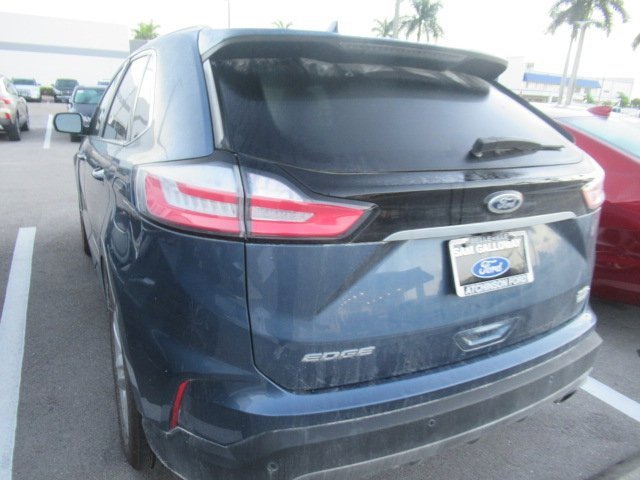 2019 Ford Edge SEL photo 4