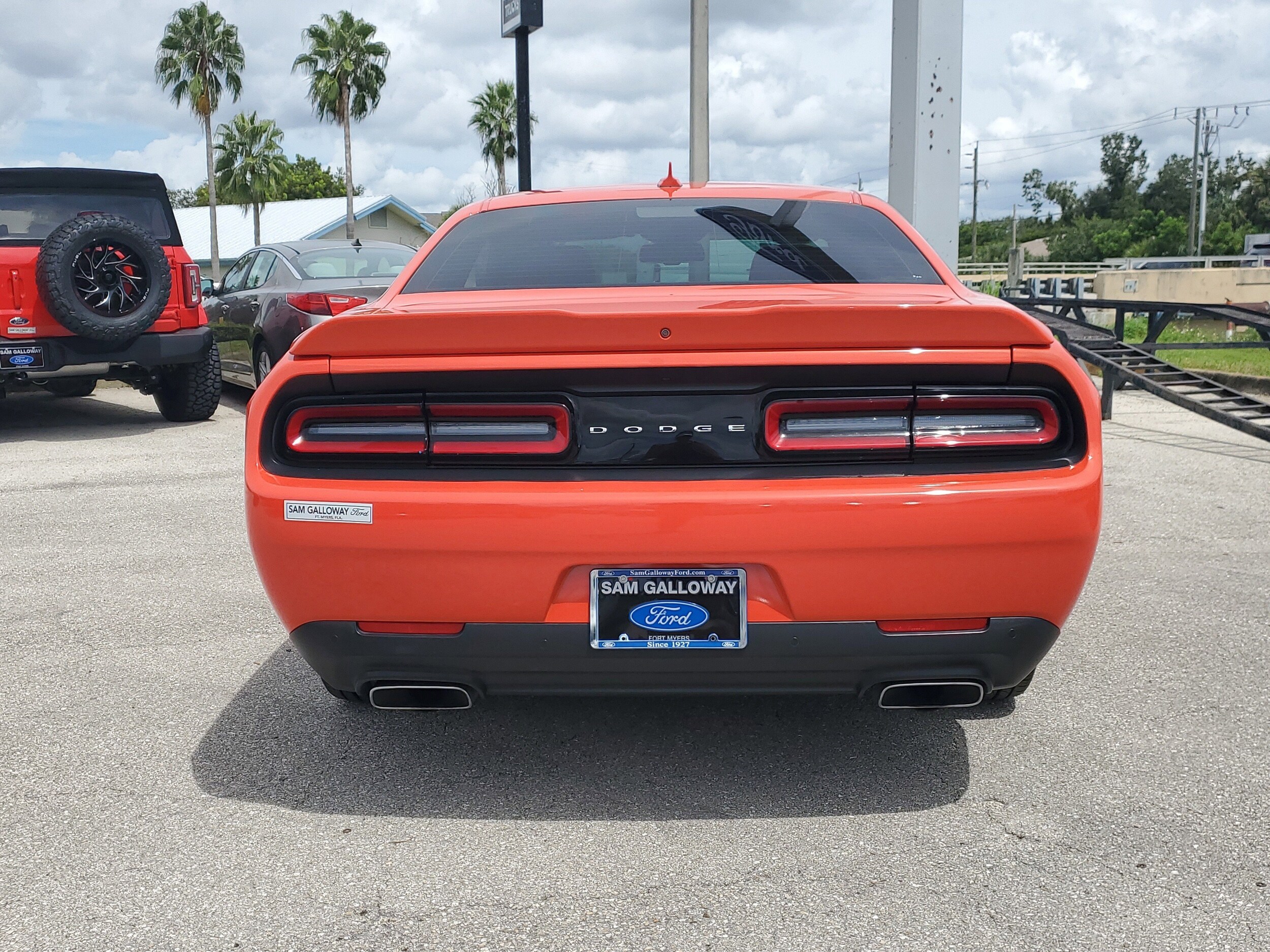 2020 Dodge Challenger R/T photo 4