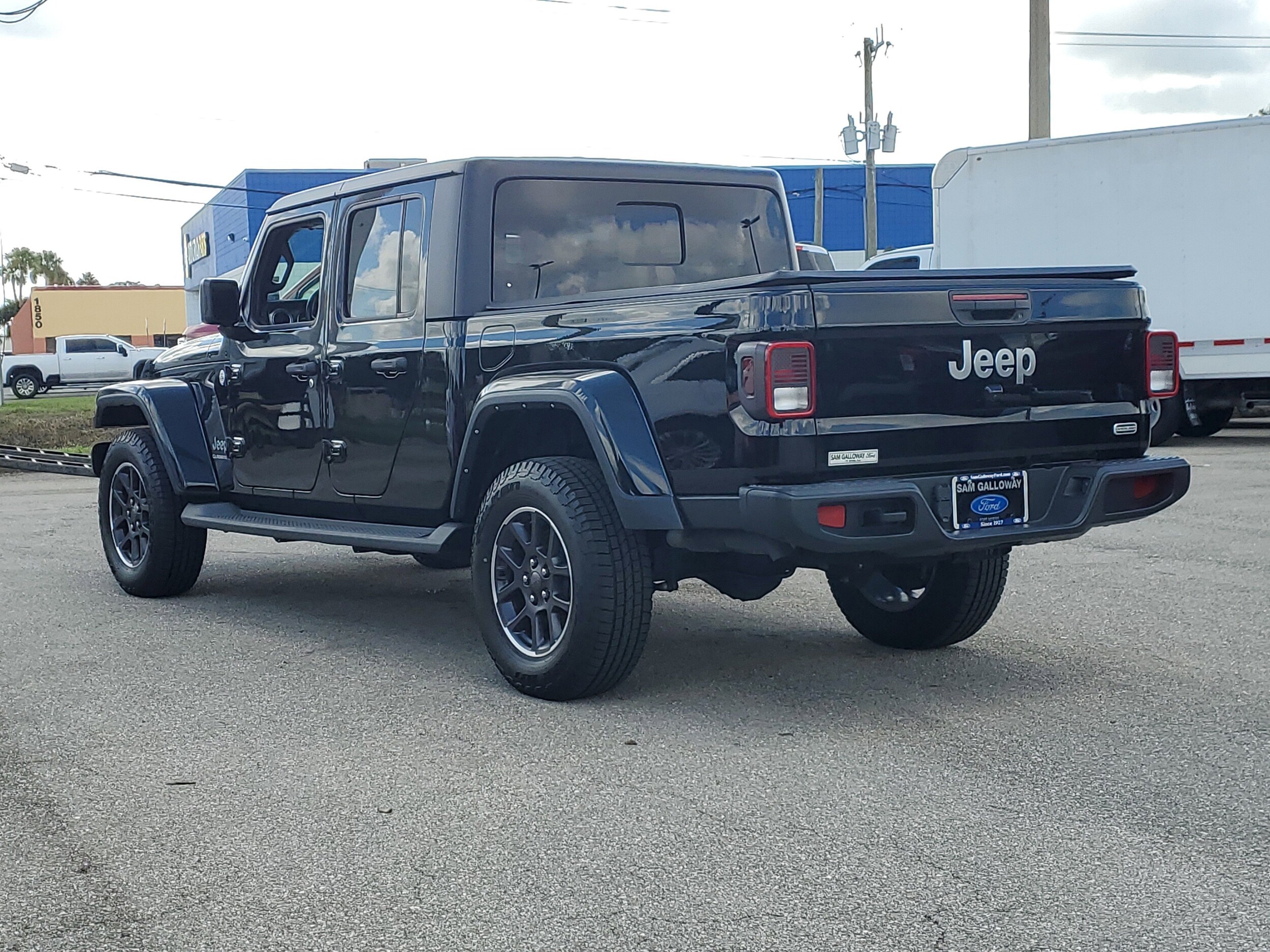 2022 Jeep Gladiator Overland photo 4