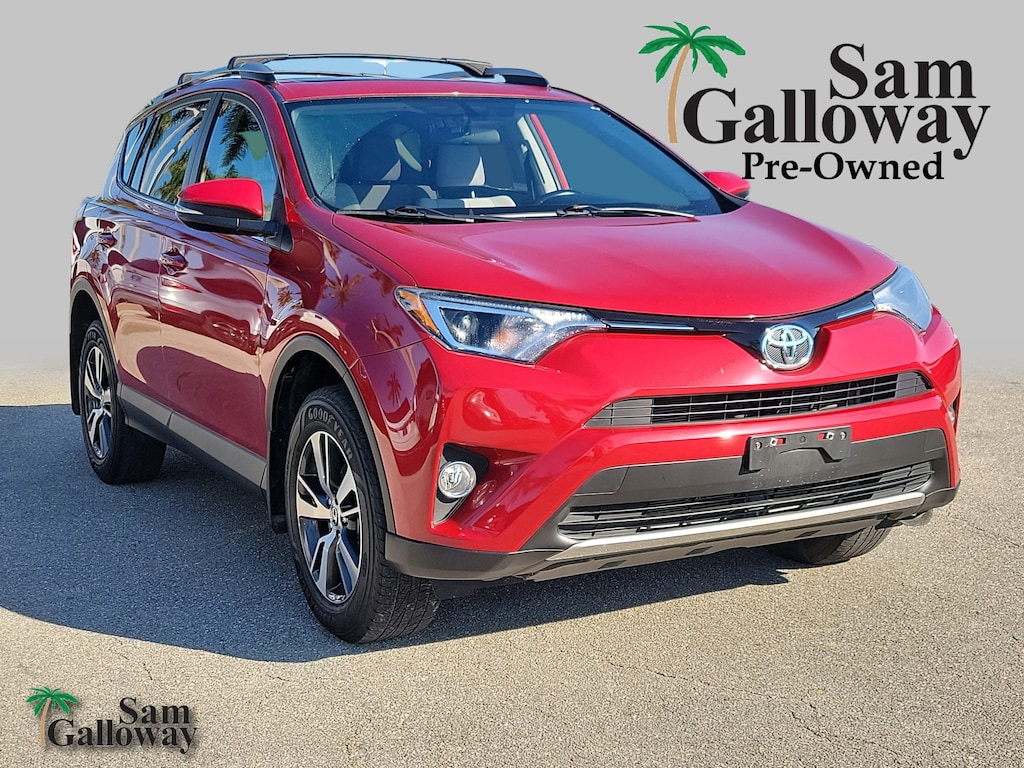 Used 2016 Toyota RAV4 XLE SUV
