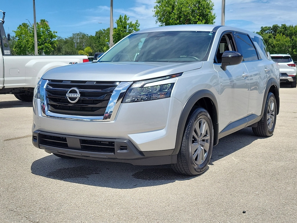 Certified 2025 Nissan Pathfinder S SUV