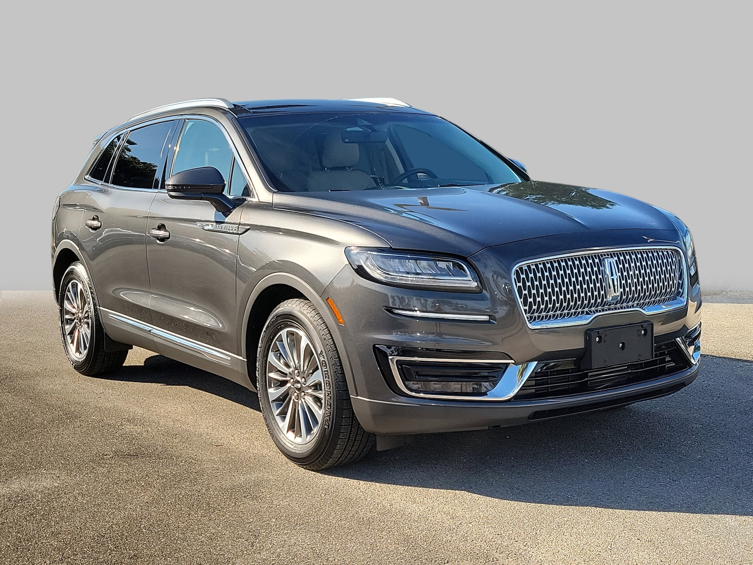 2019 Lincoln Nautilus Select's photo