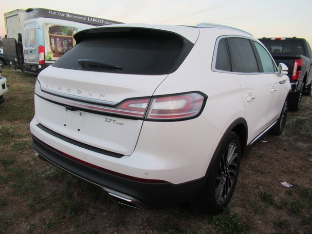 2019 Lincoln Nautilus Reserve photo 3