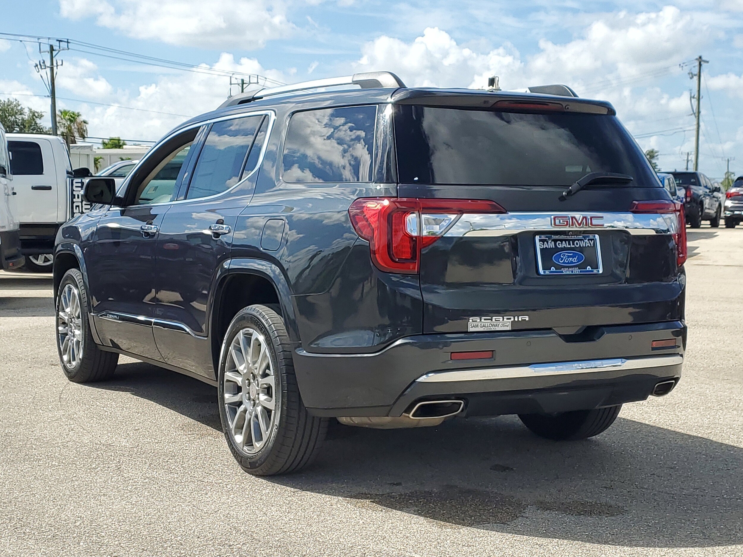 2022 Gmc Acadia Denali photo 4