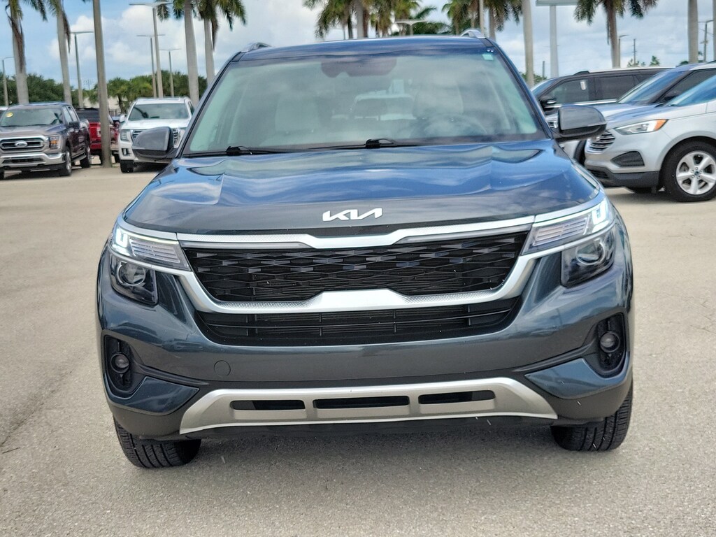 Certified 2023 Kia Seltos EX SUV