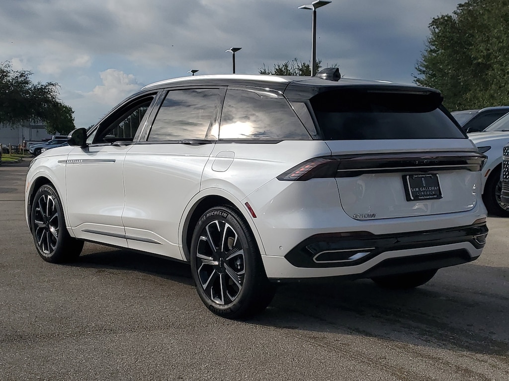 Certified 2024 Lincoln Nautilus Reserve SUV