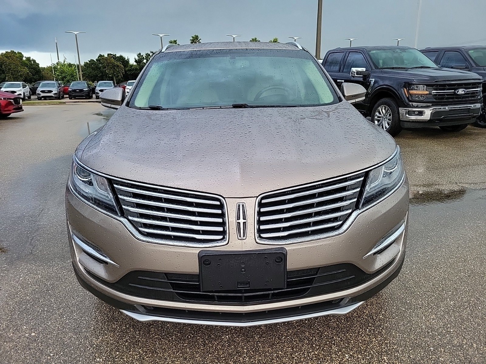 Used 2018 Lincoln MKC Select with VIN 5LMCJ2C93JUL20433 for sale in Fort Myers, FL