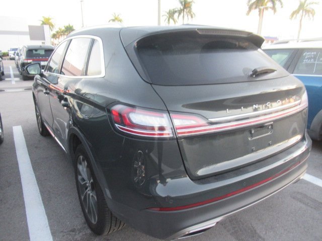 2023 Lincoln Nautilus Reserve photo 4