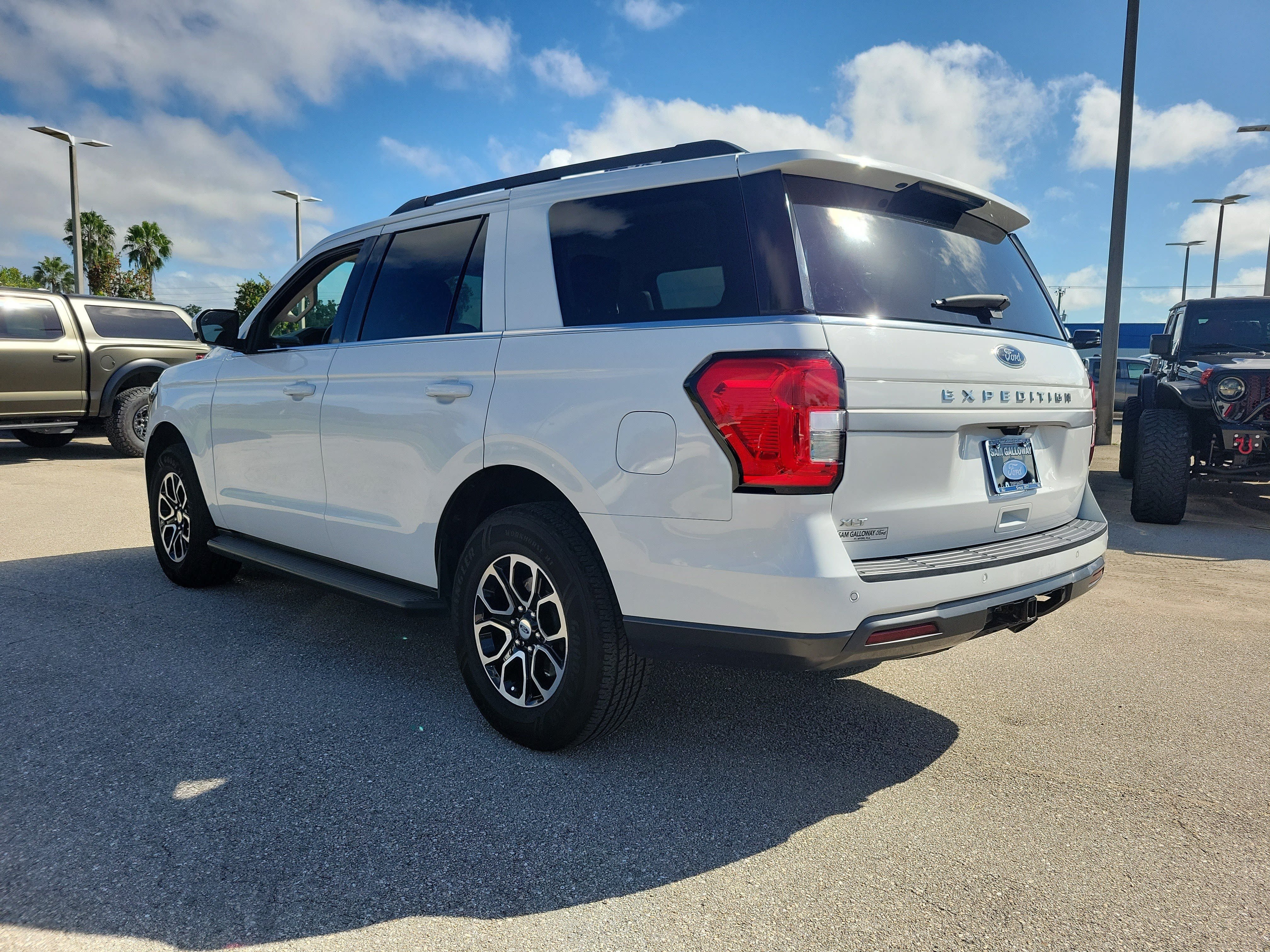 Certified 2022 Ford Expedition XLT SUV