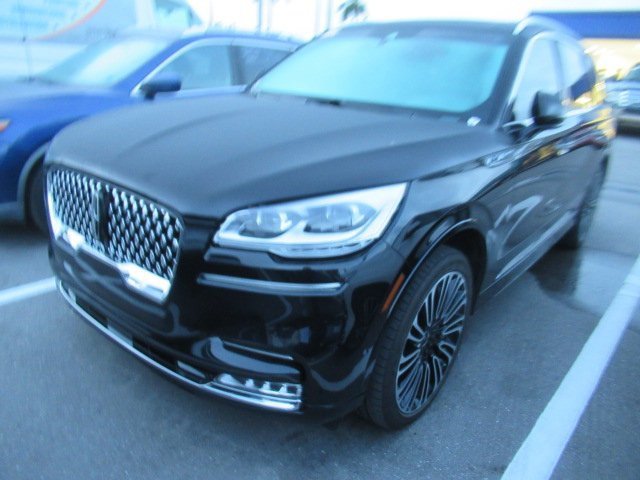 2023 Lincoln Aviator Black Label photo 2