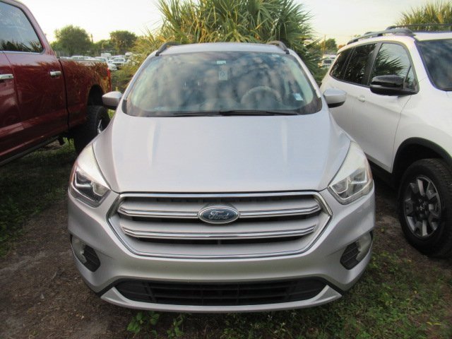2018 Ford Escape SEL photo 2