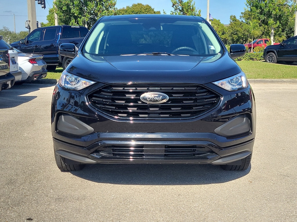 Used 2022 Ford Edge SE SUV