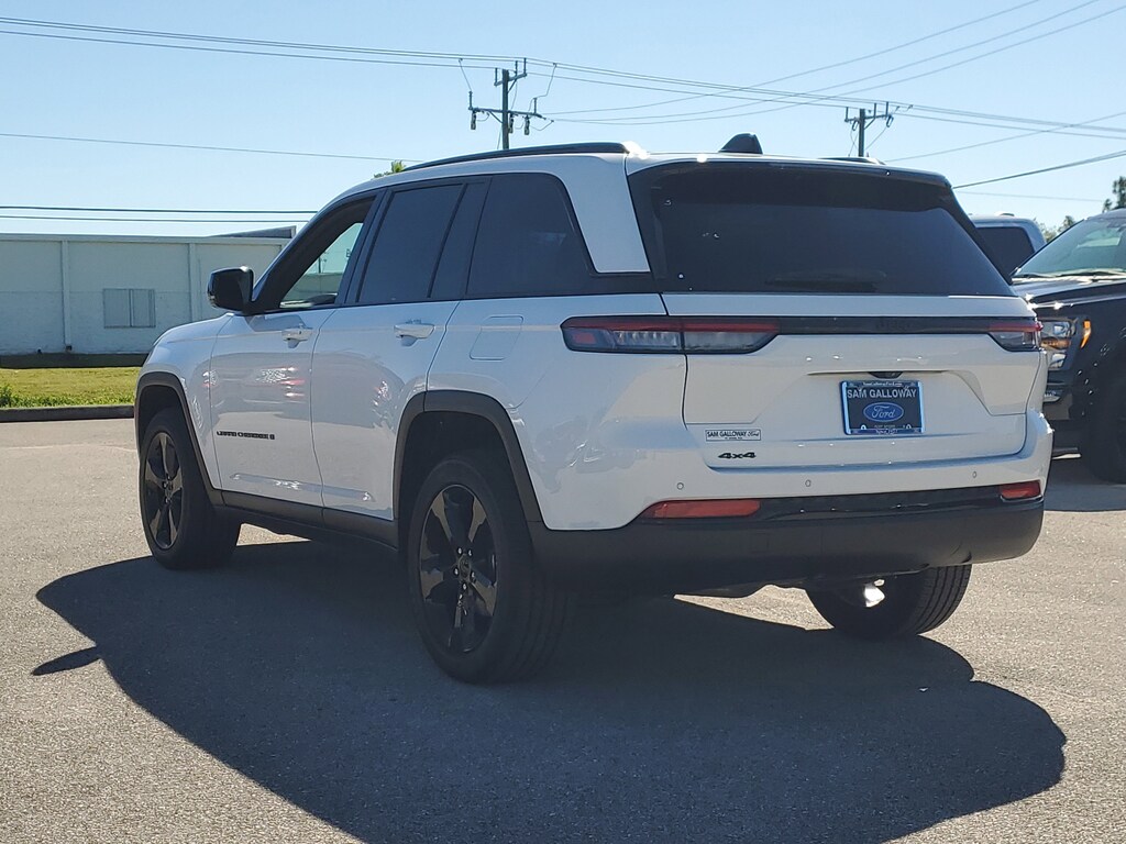 Certified 2023 Jeep Grand Cherokee Laredo SUV